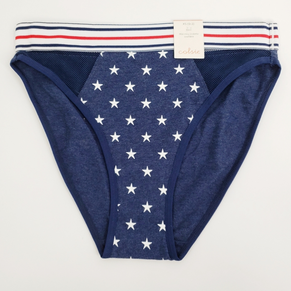 NWT Colsie Americana Briefs Blue Star-print